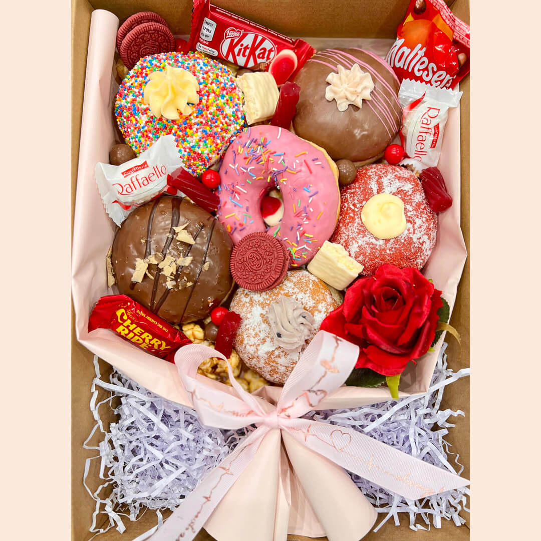 Doughnut-World-Adelaide-Just-For-You-Bouquet